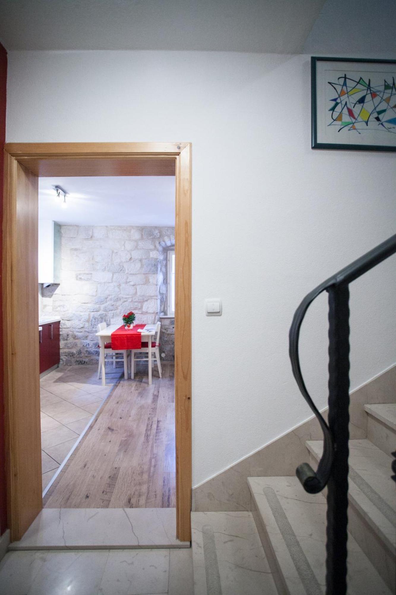 Apartment & Room Ursa Trogir Extérieur photo